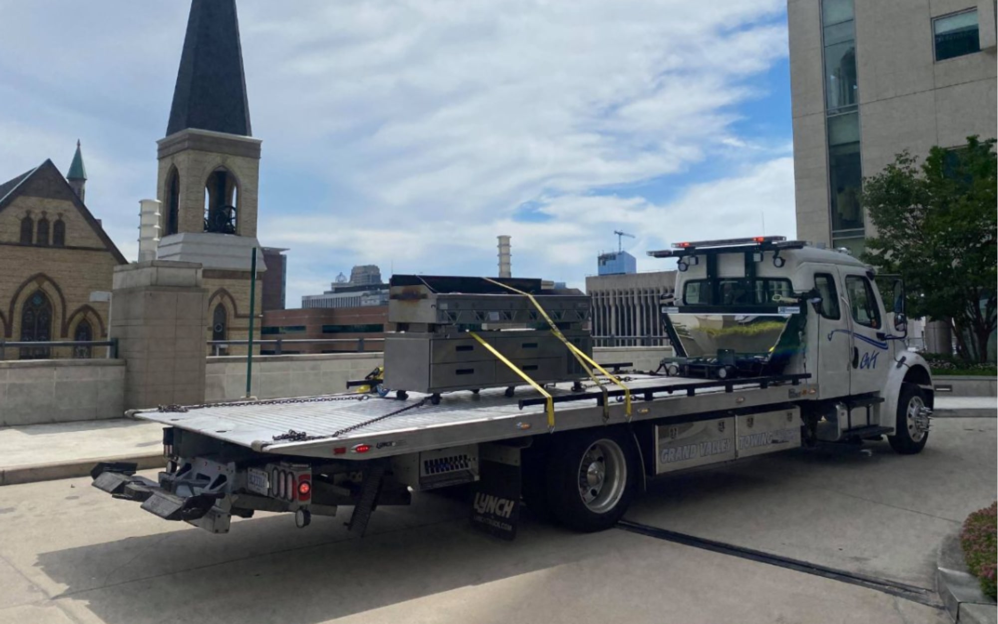 Grand Valley Towing Website(2)