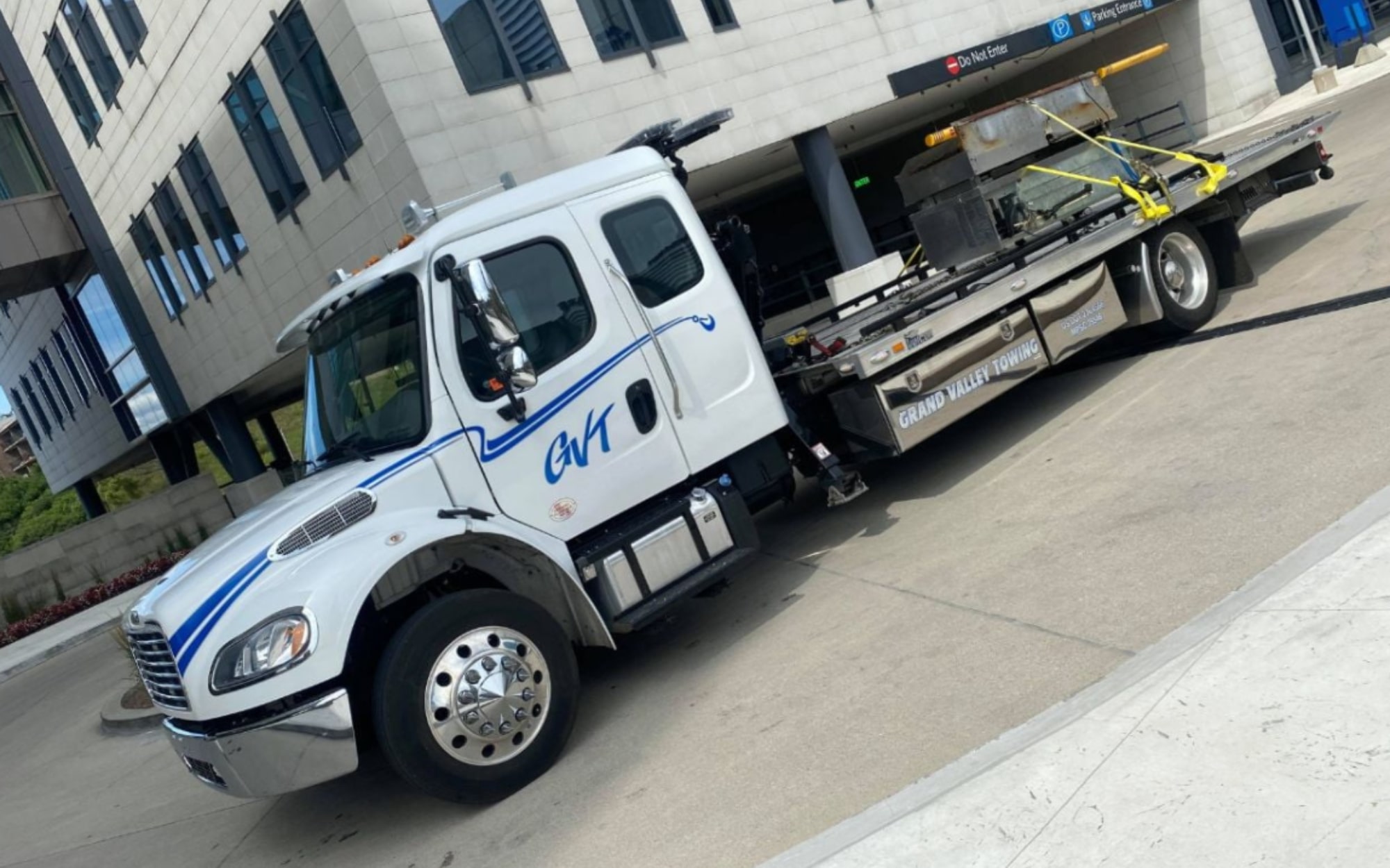 Grand Valley Towing Website(6)